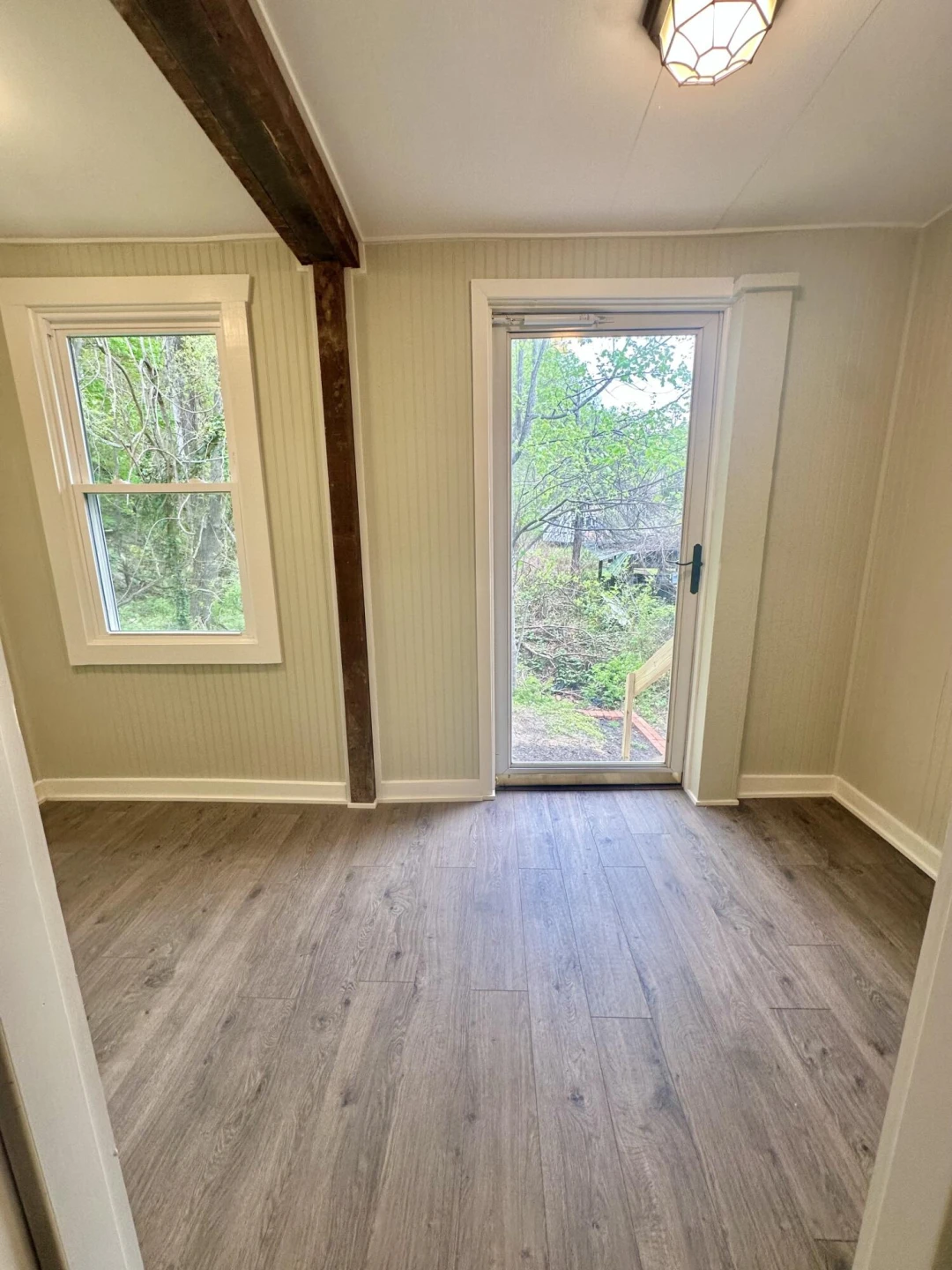 381 Roxbury ST - Photo 23