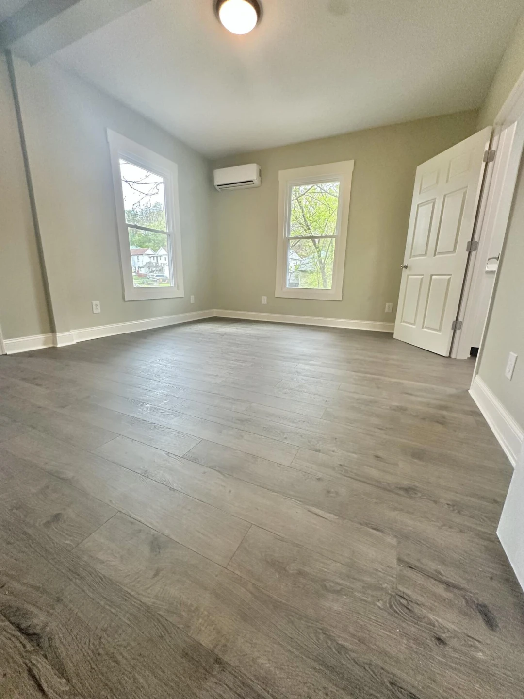 381 Roxbury ST - Photo 28