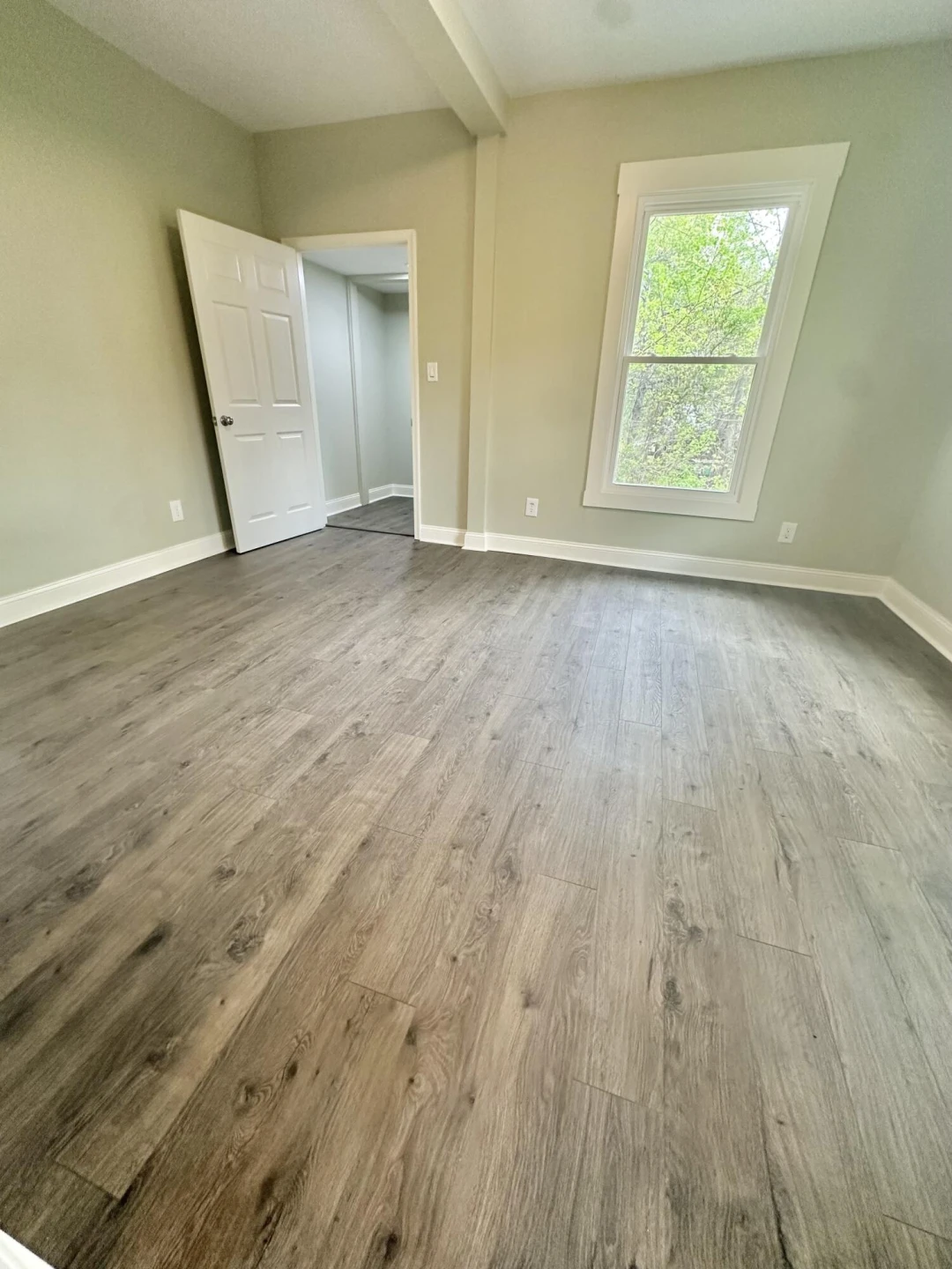381 Roxbury ST - Photo 34