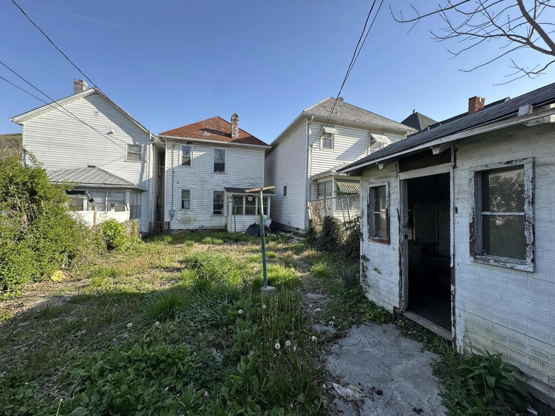 318 Ridgeway St - Photo 12