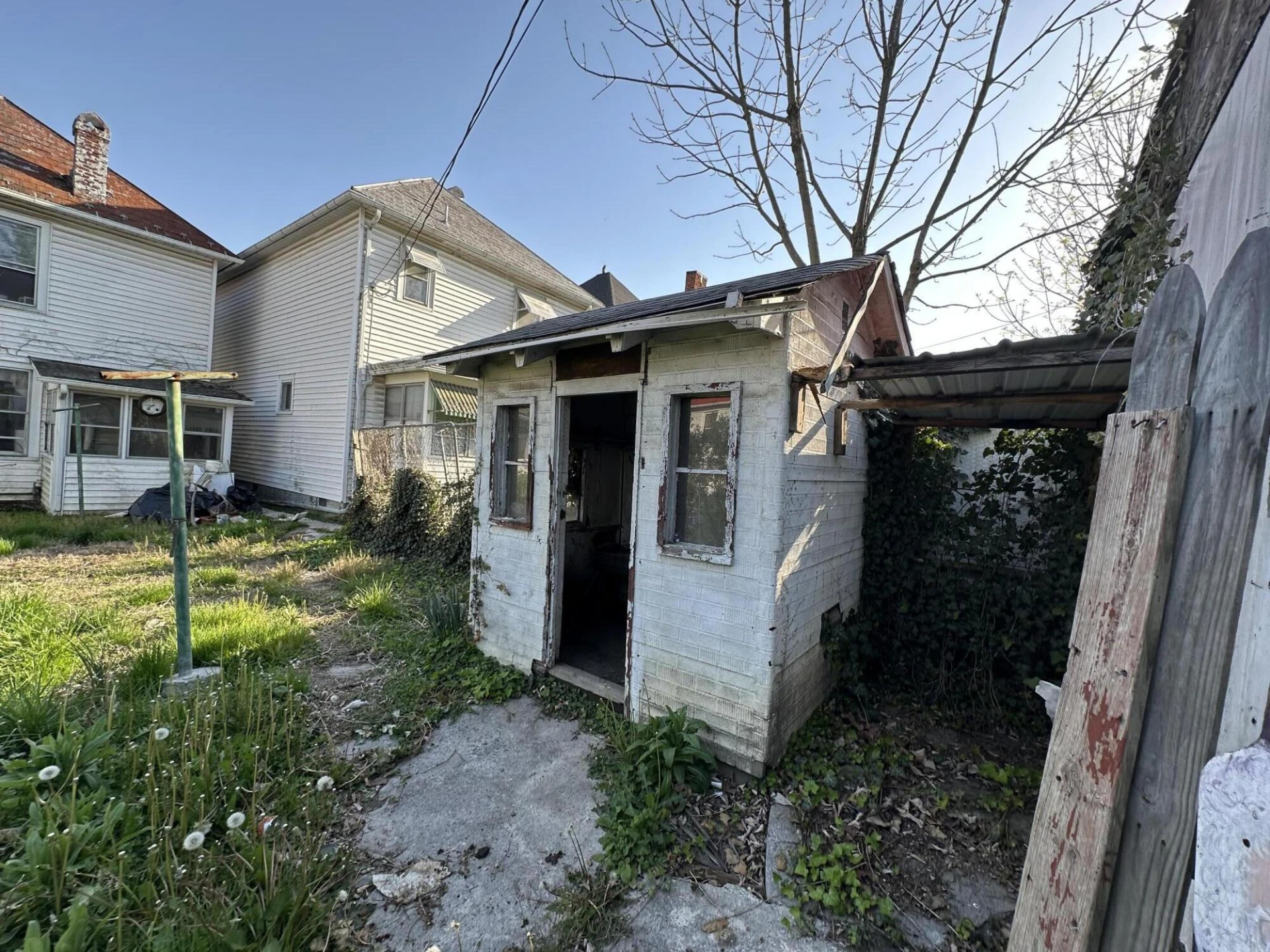 318 Ridgeway St - Photo 13