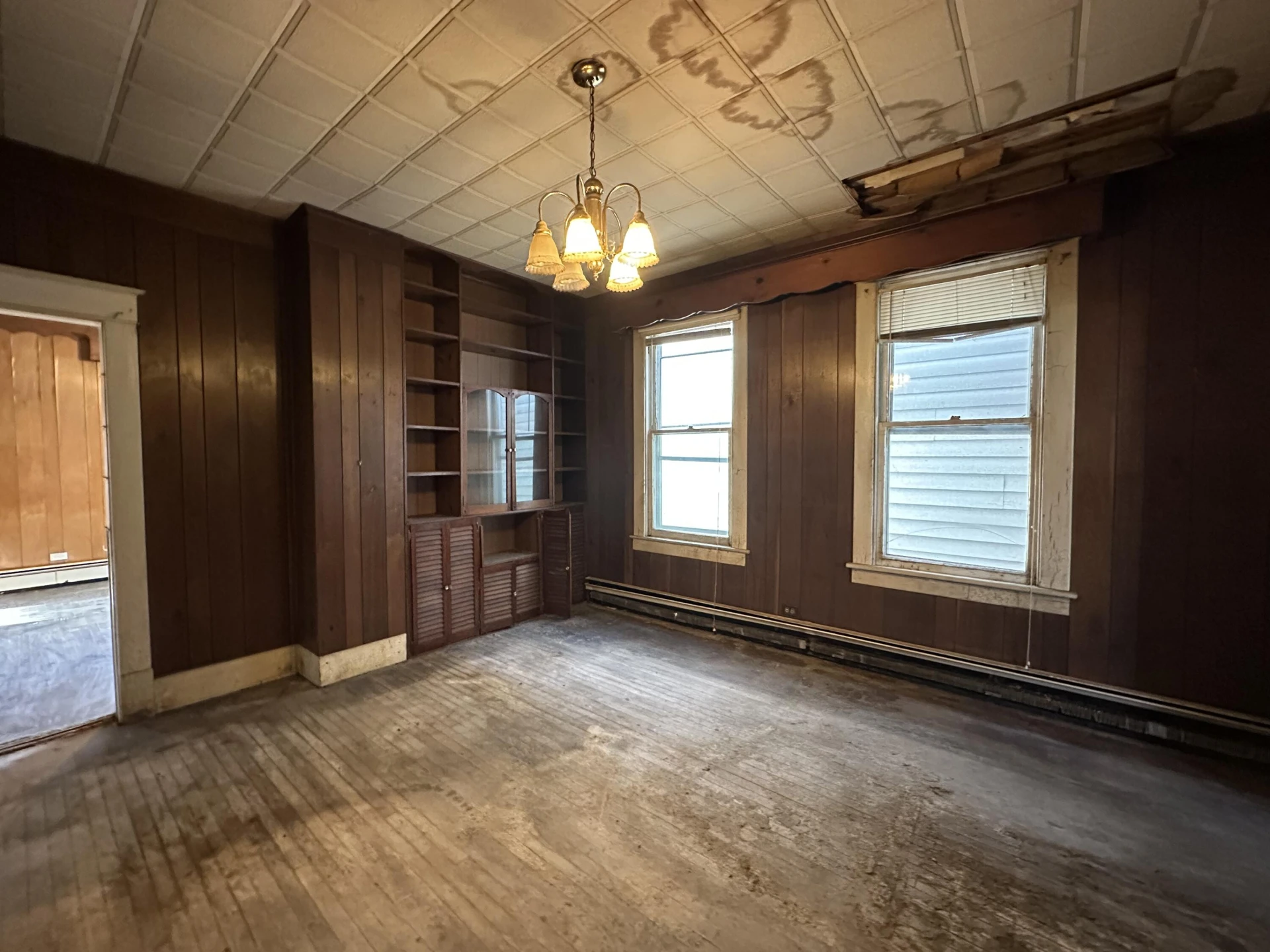 318 Ridgeway St - Photo 32