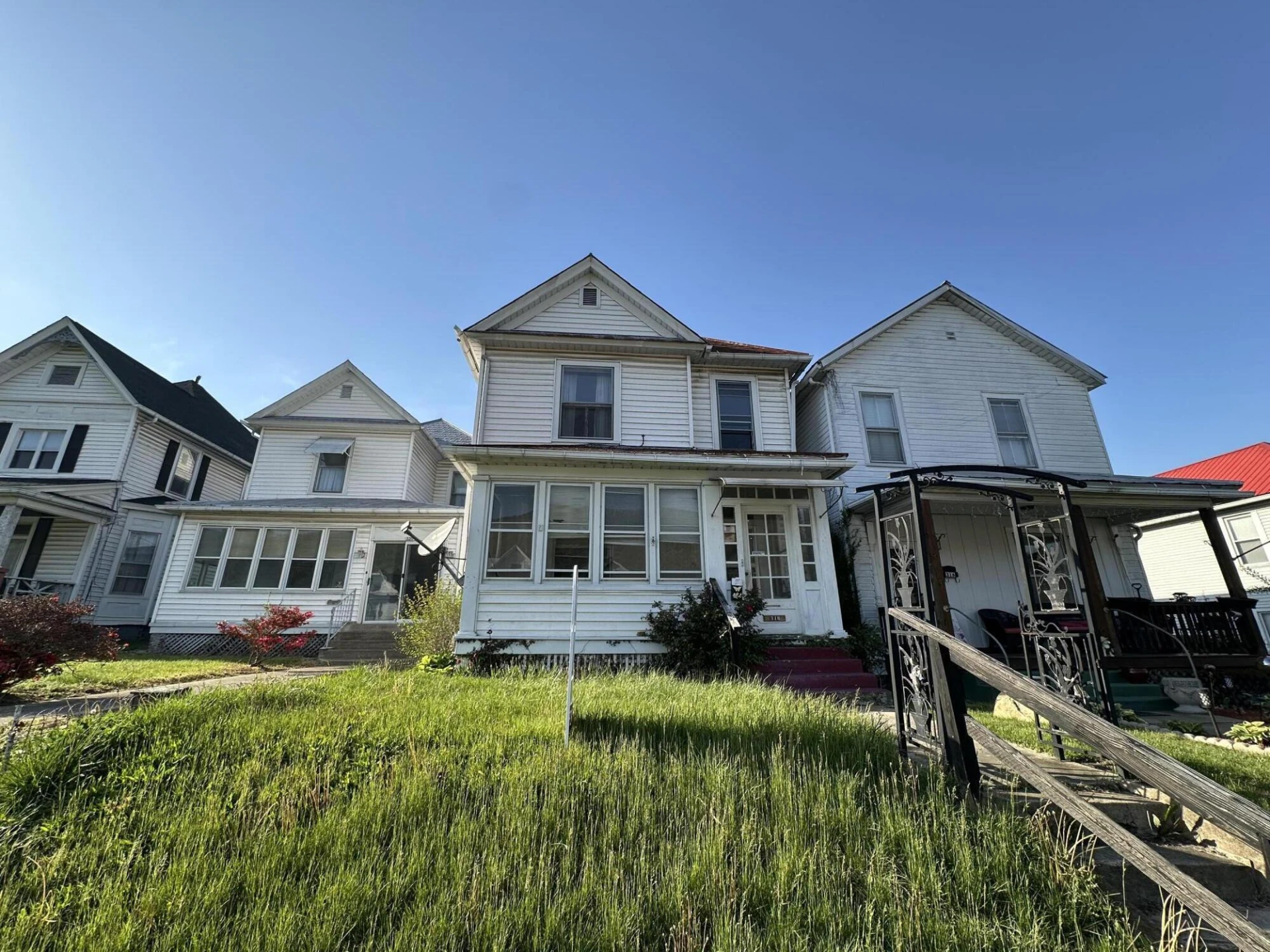 318 Ridgeway St - Photo 4