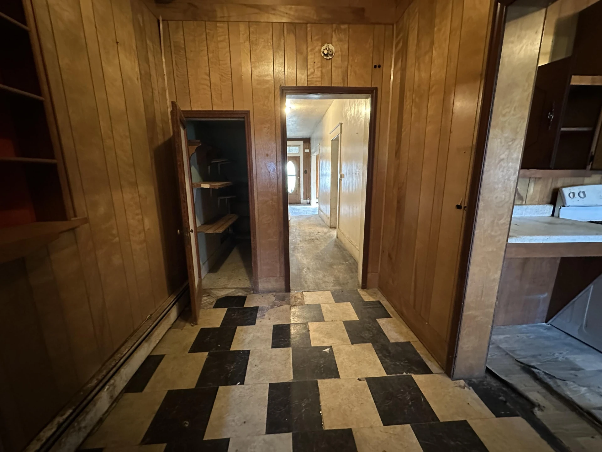 318 Ridgeway St - Photo 42