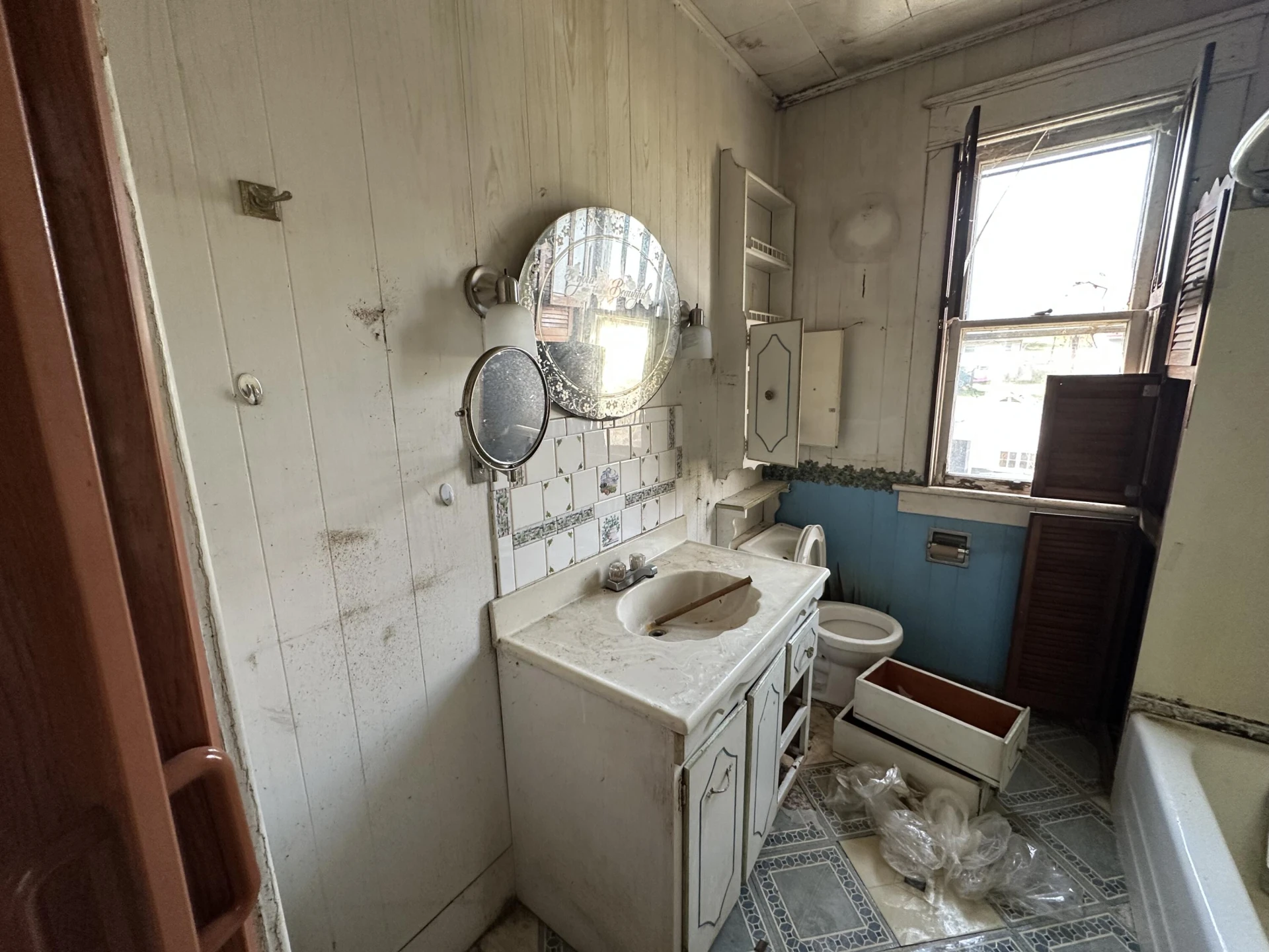 318 Ridgeway St - Photo 46