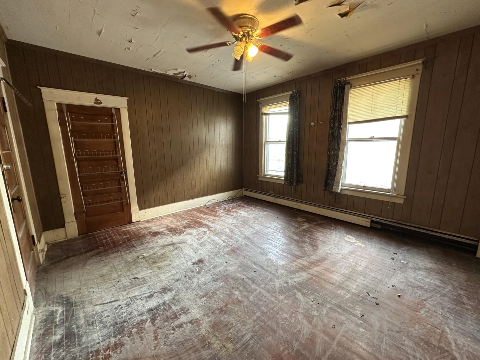 318 Ridgeway St - Photo 51