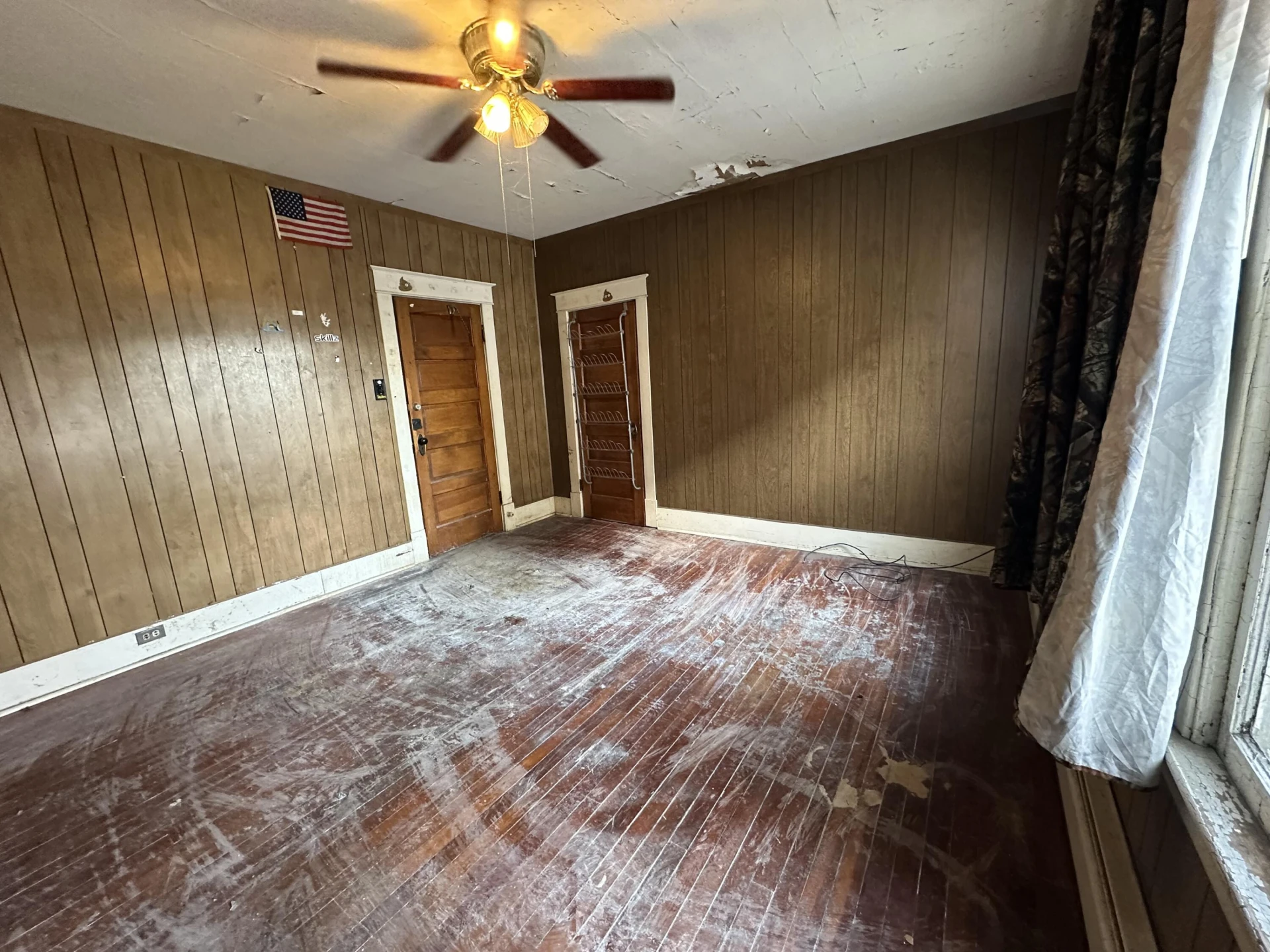 318 Ridgeway St - Photo 52