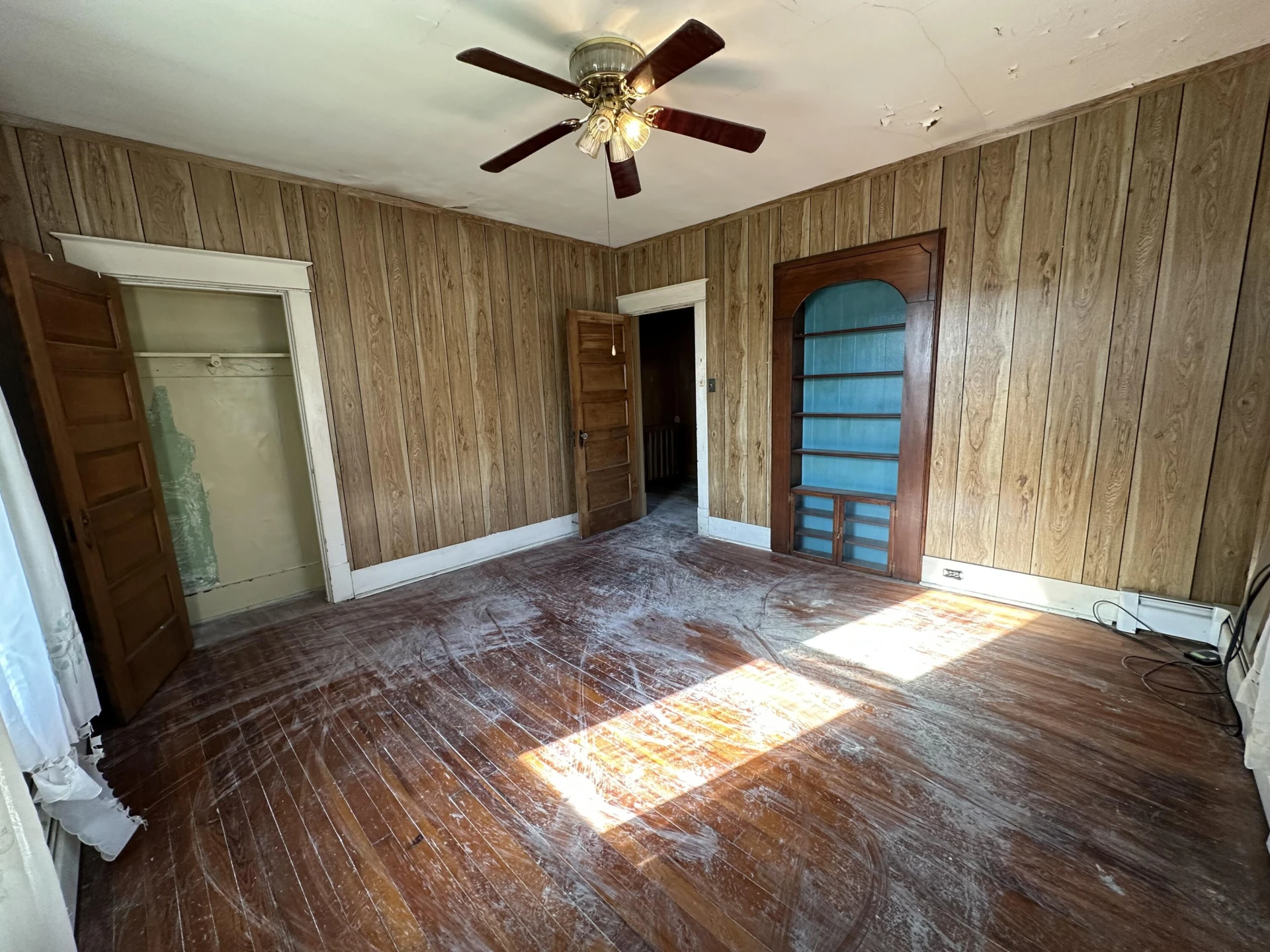 318 Ridgeway St - Photo 56