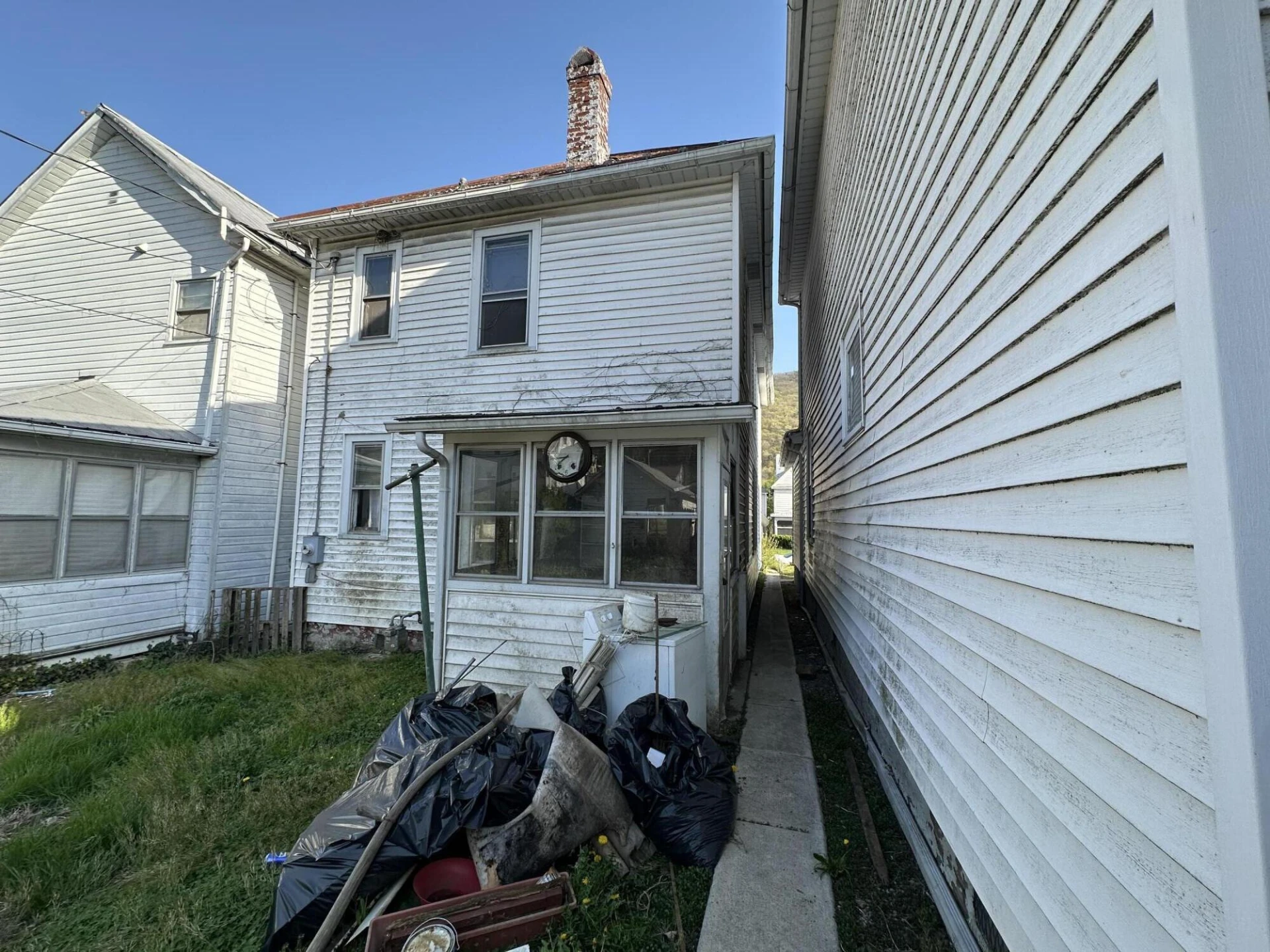 318 Ridgeway St - Photo 6