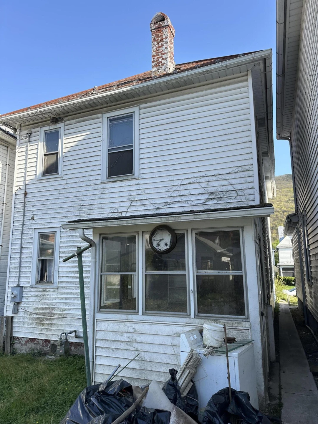 318 Ridgeway St - Photo 9