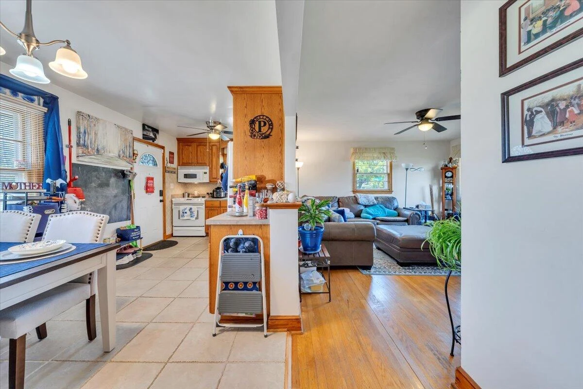 201 Maplelawn AVE - Photo 12