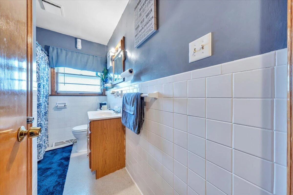 201 Maplelawn AVE - Photo 17