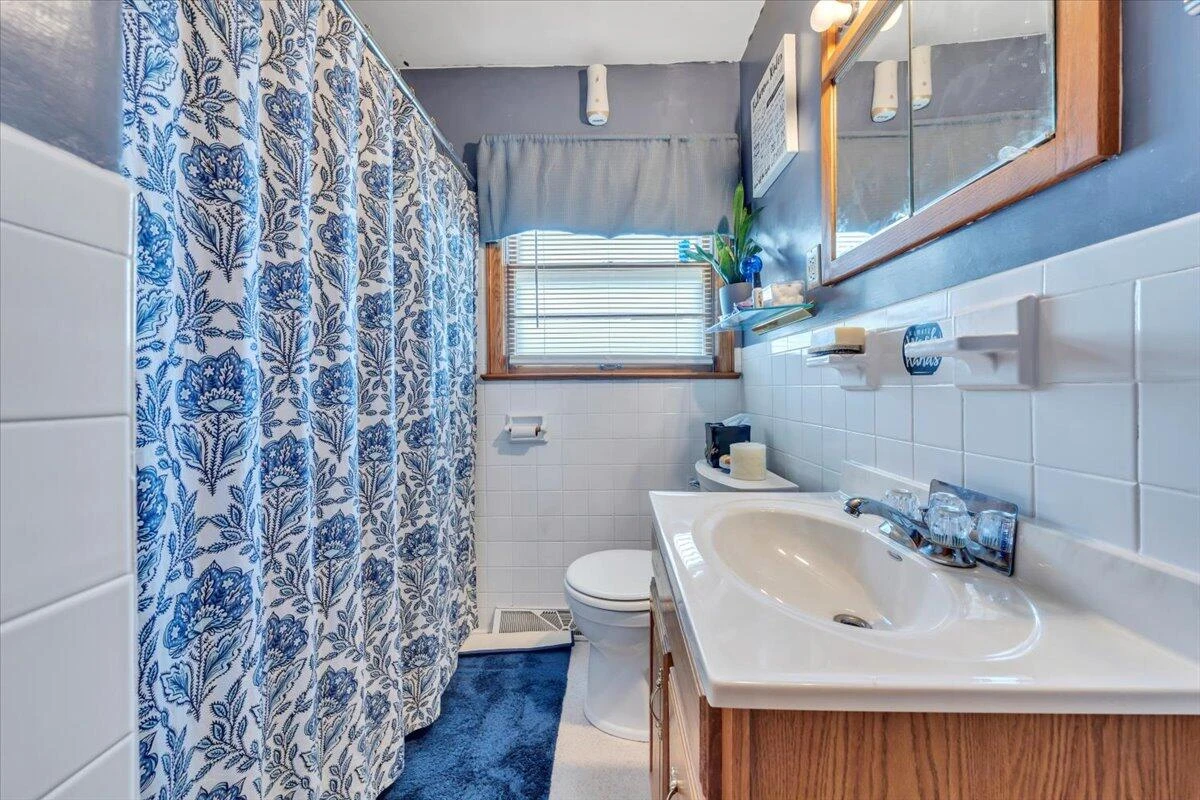 201 Maplelawn AVE - Photo 18