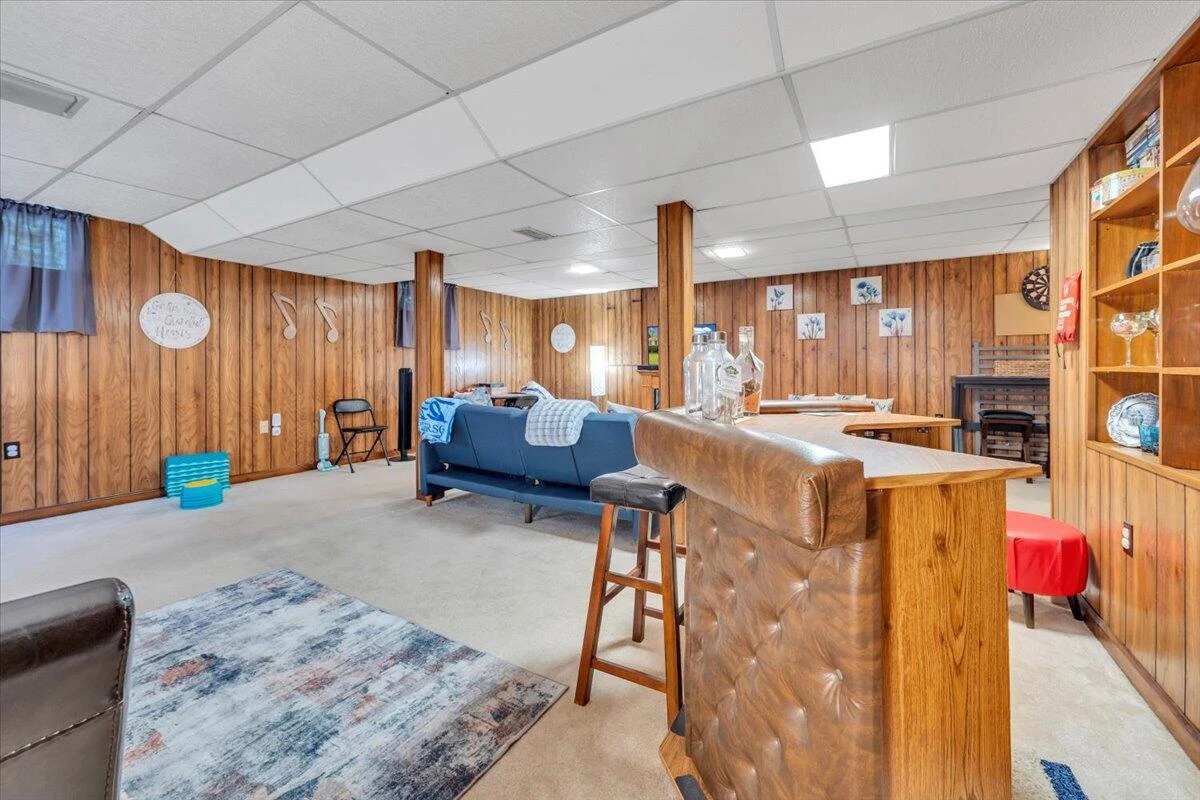 201 Maplelawn AVE - Photo 19