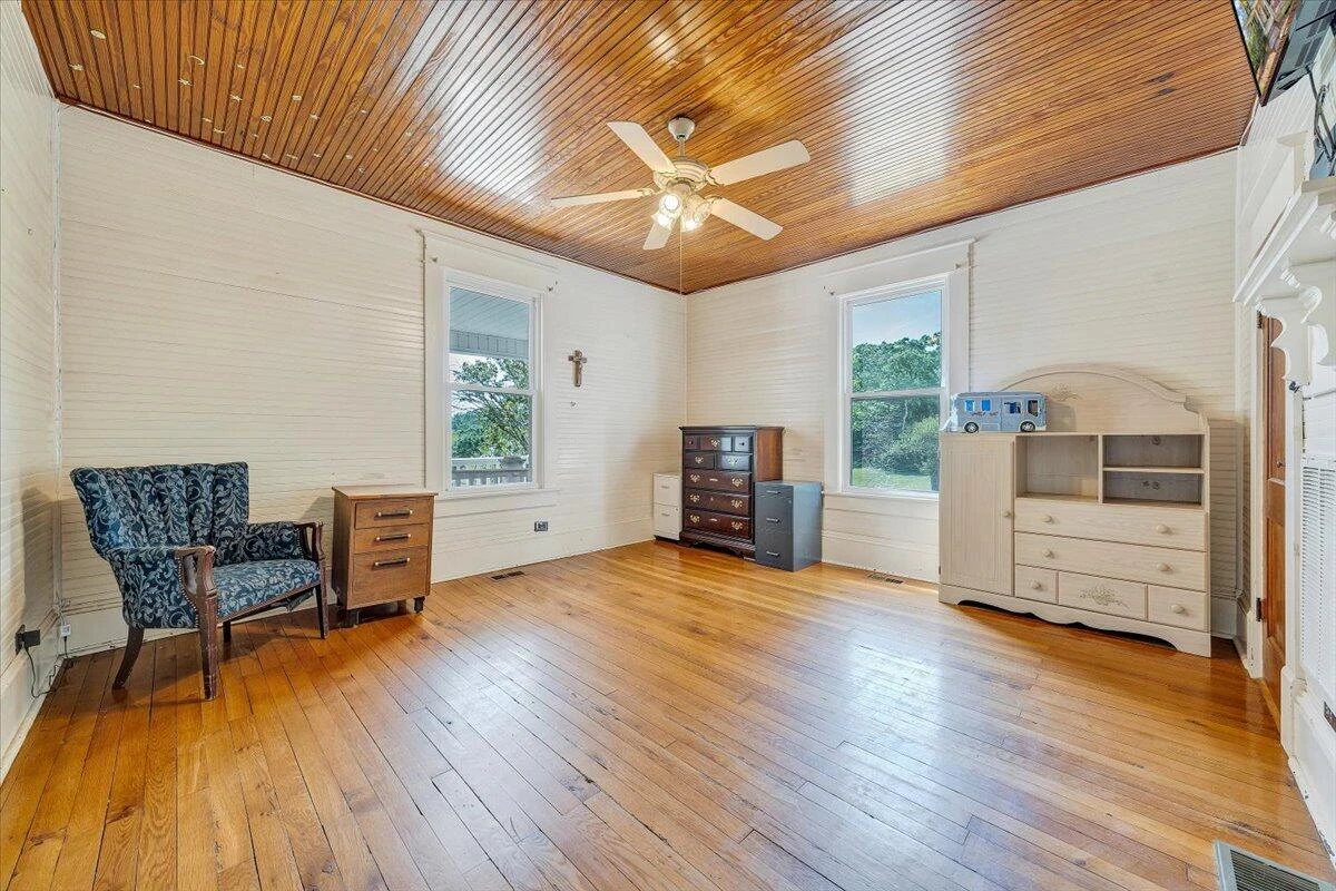 210 Northridge RD - Photo 32