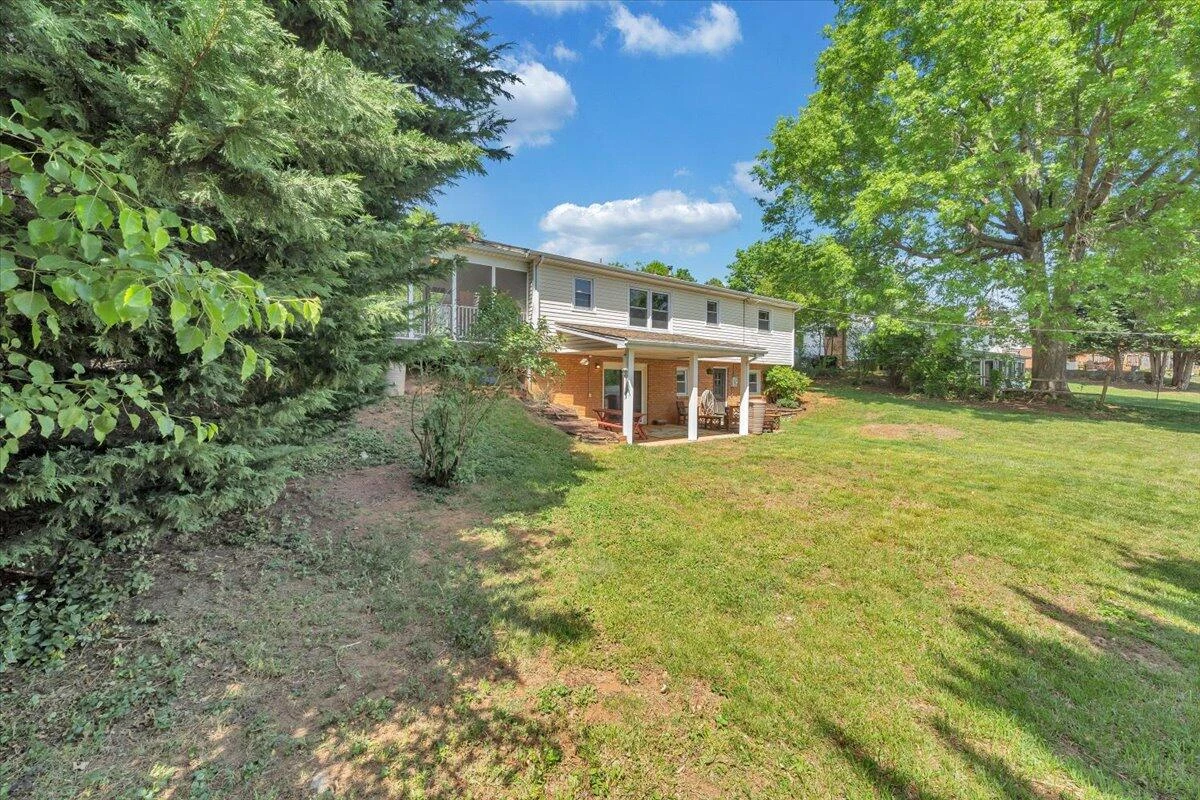 2724 Fletcher ST - Photo 53