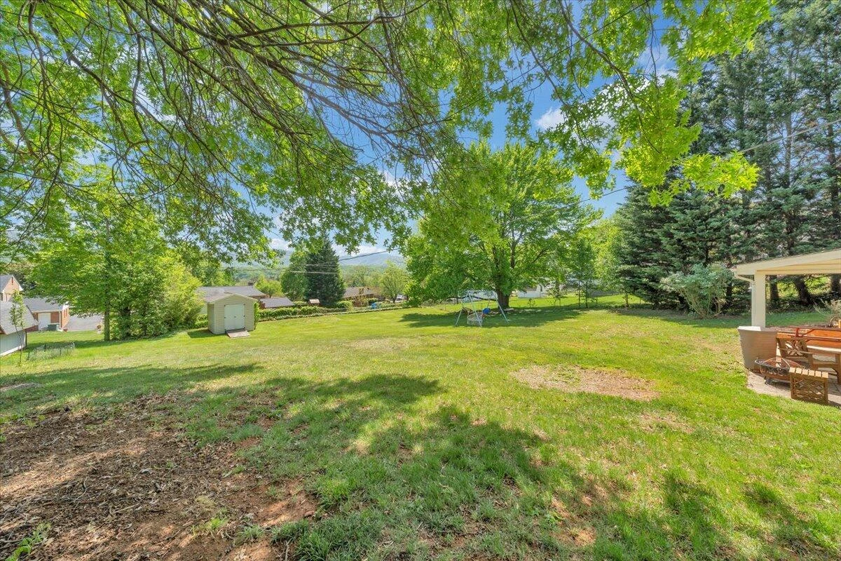 2724 Fletcher ST - Photo 55