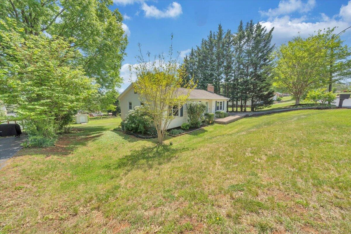 2724 Fletcher ST - Photo 57