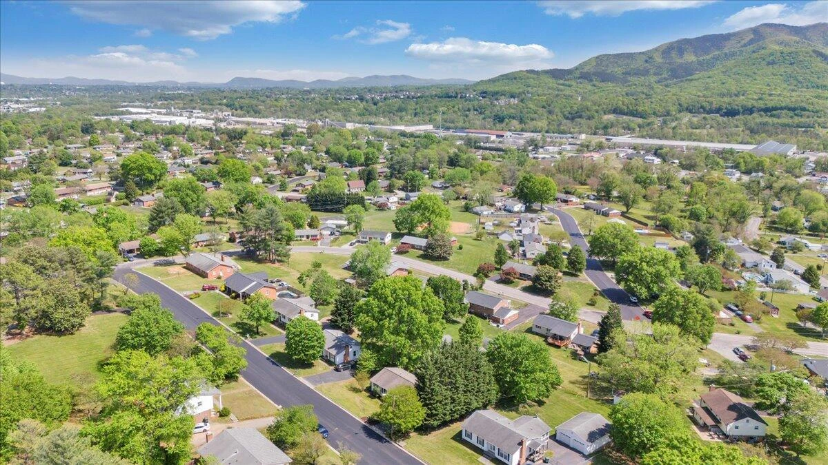 2724 Fletcher ST - Photo 83