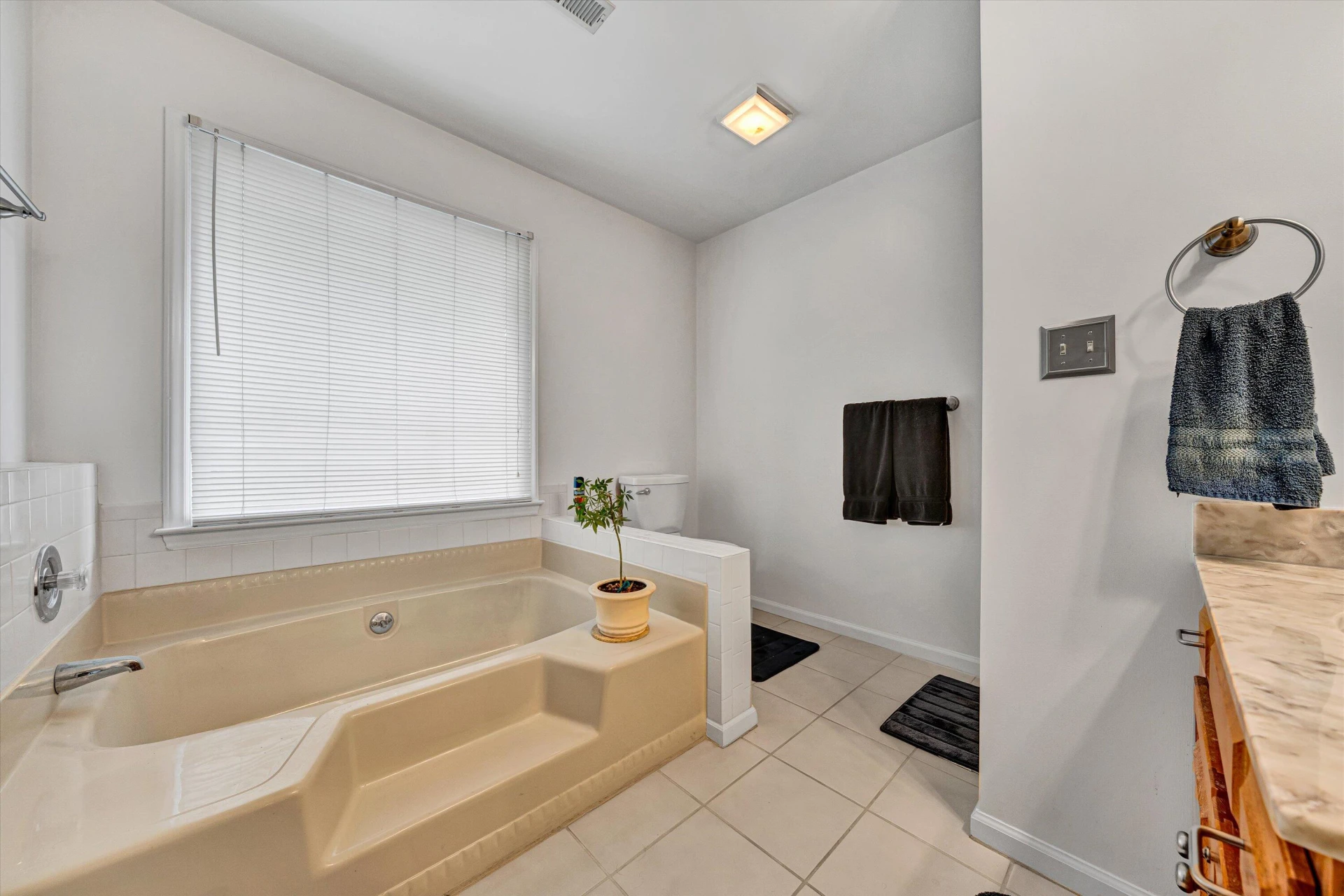 72 WINDSOR CT - Photo 18