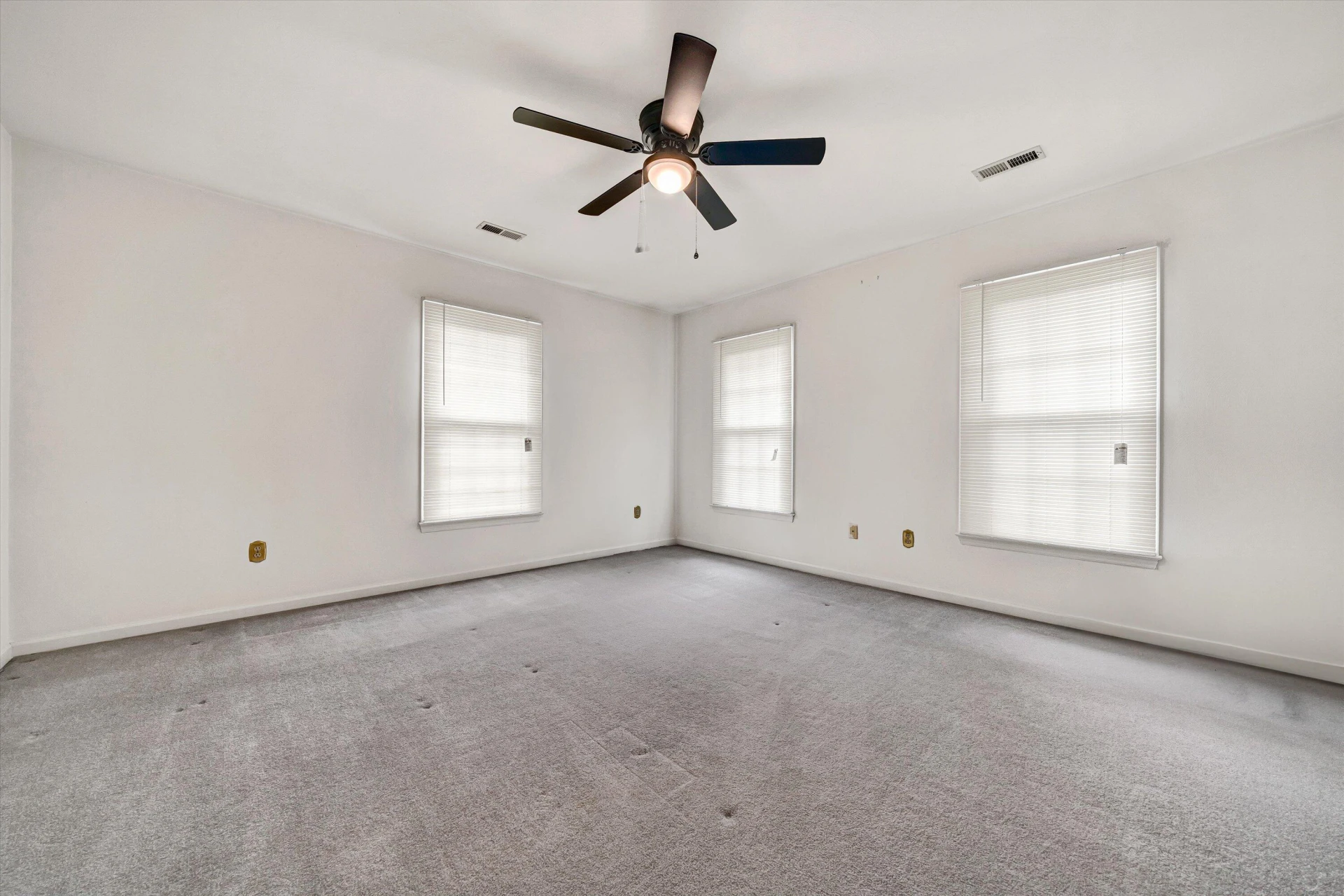 72 WINDSOR CT - Photo 20