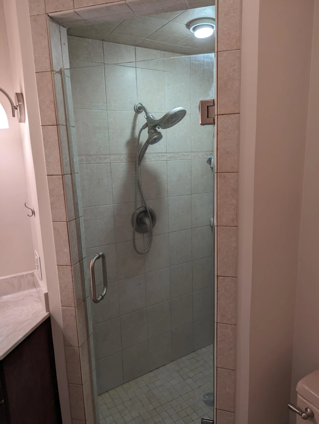 130 Oxford CIR - Photo 10