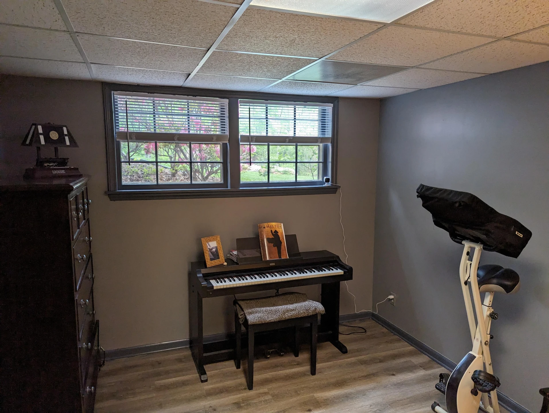 130 Oxford CIR - Photo 27