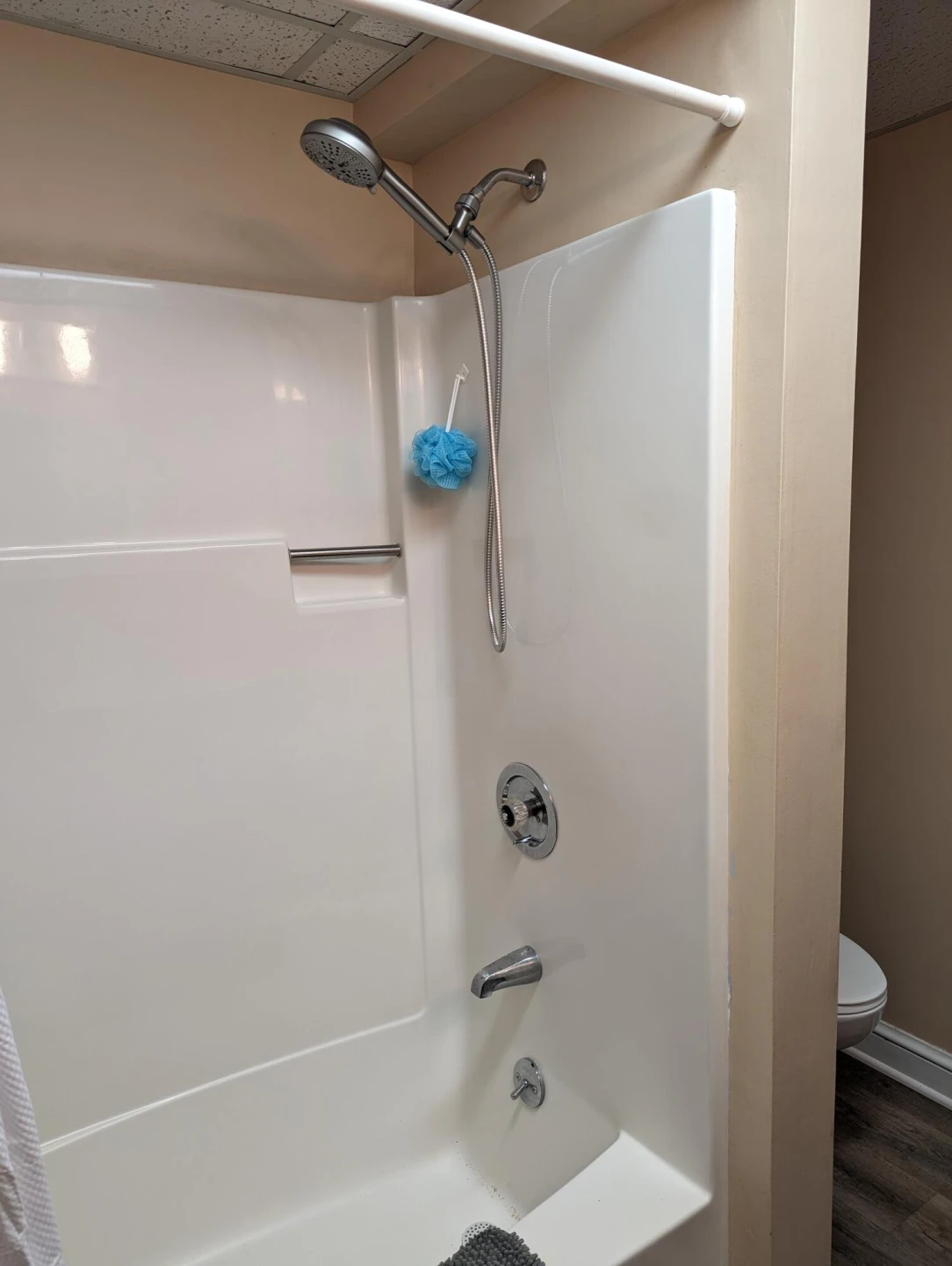 130 Oxford CIR - Photo 32
