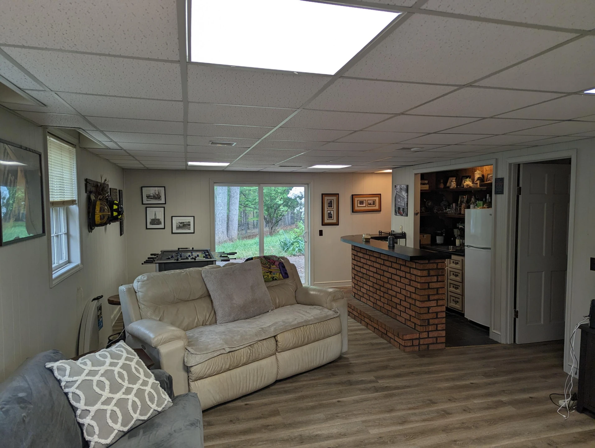 130 Oxford CIR - Photo 44