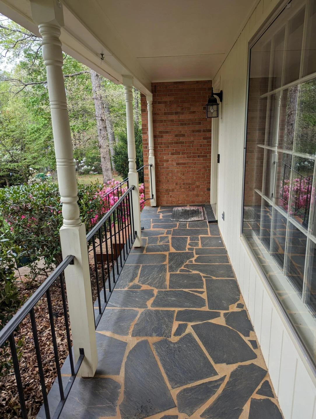 130 Oxford CIR - Photo 51