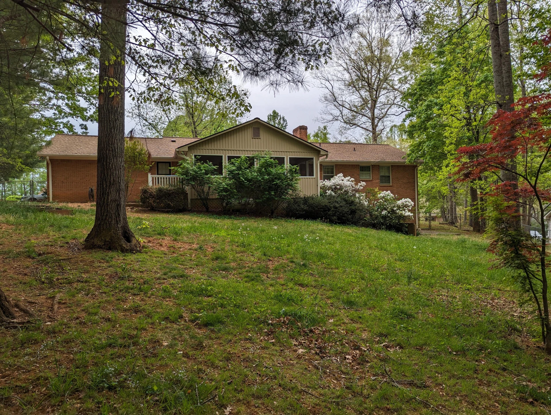 130 Oxford CIR - Photo 57