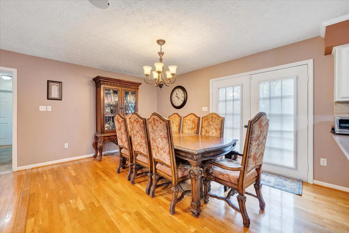 117 Meadow Brook DR - Photo 12