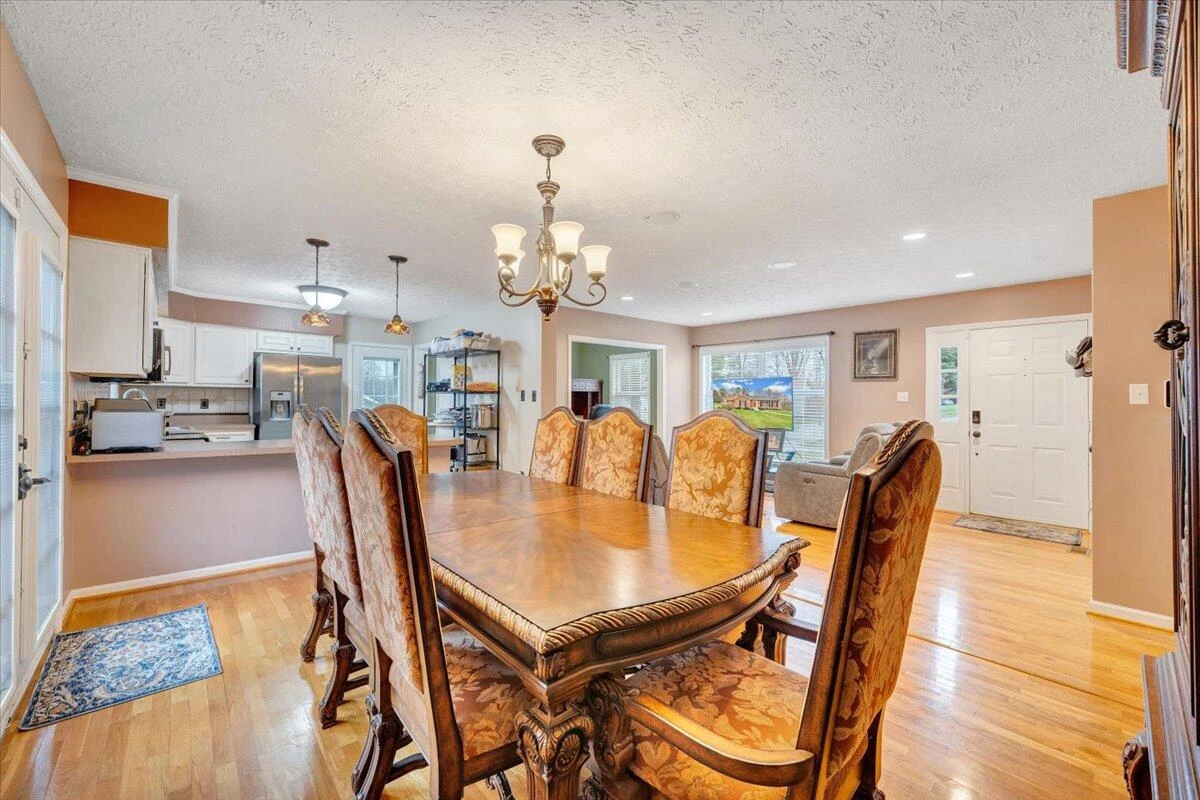 117 Meadow Brook DR - Photo 14