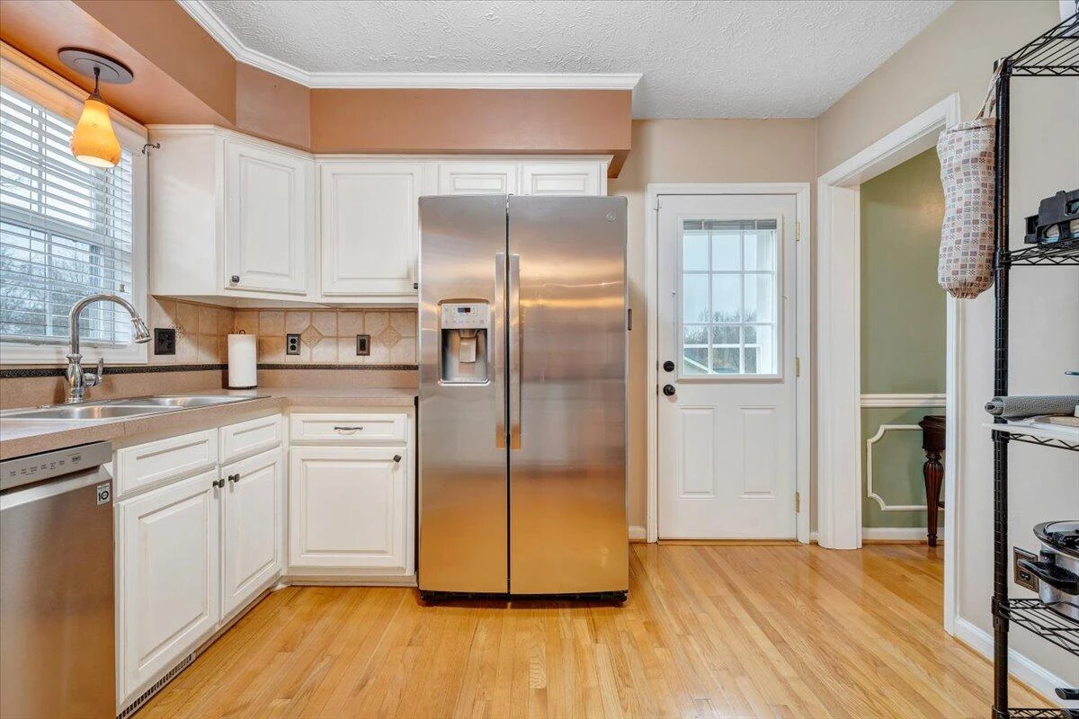 117 Meadow Brook DR - Photo 21