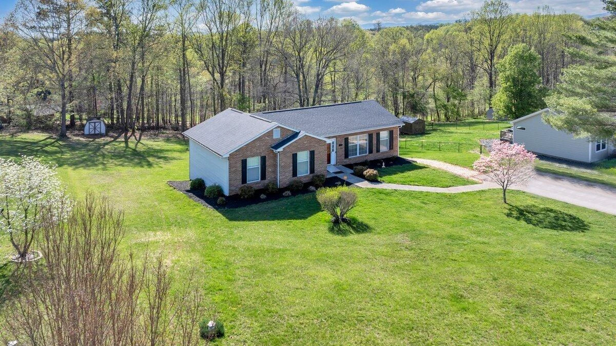117 Meadow Brook DR - Photo 40