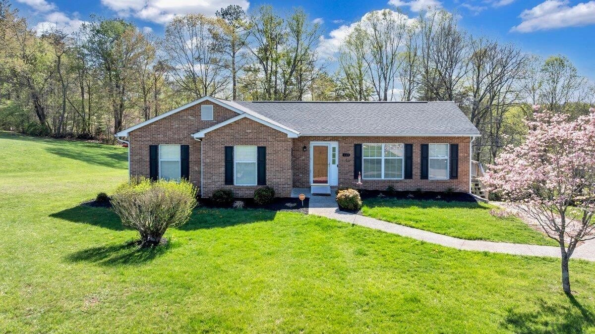 117 Meadow Brook DR - Photo 44
