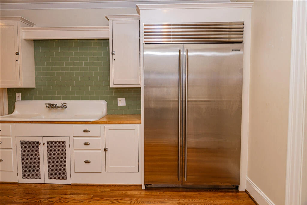 2912 Wycliffe AVE - Photo 16