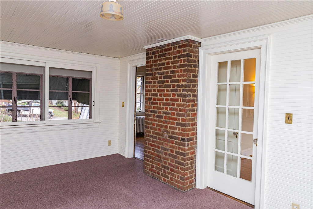 2912 Wycliffe AVE - Photo 23
