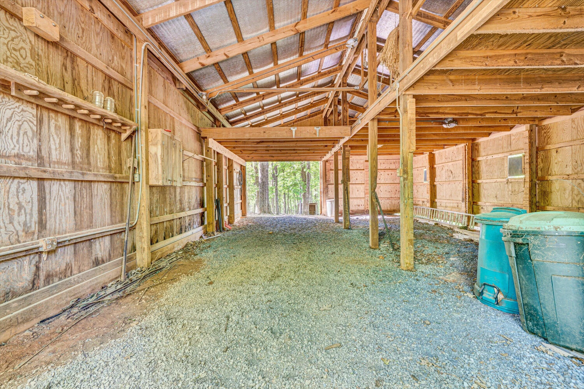 104 Hickory Lake LN - Photo 13