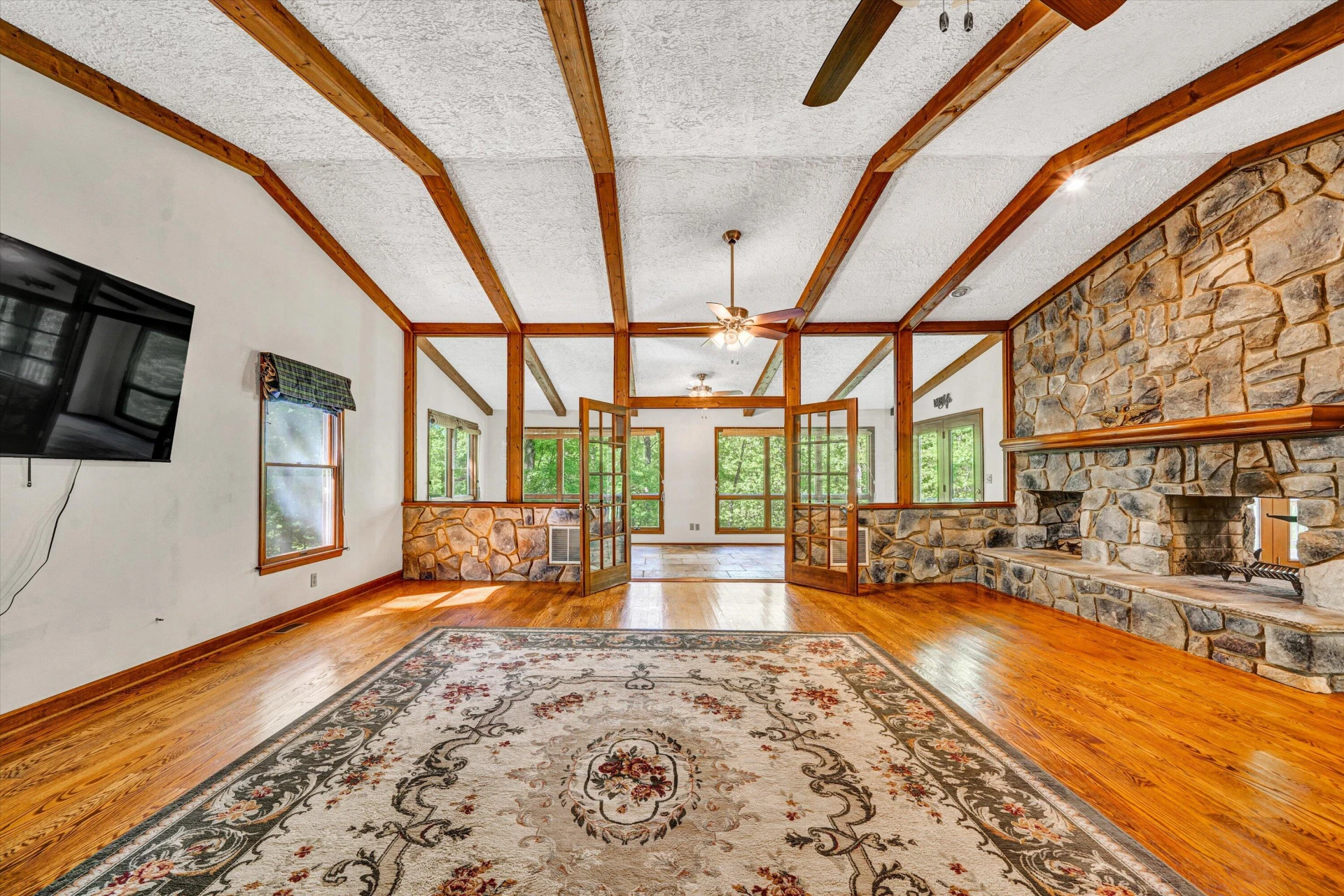 104 Hickory Lake LN - Photo 27