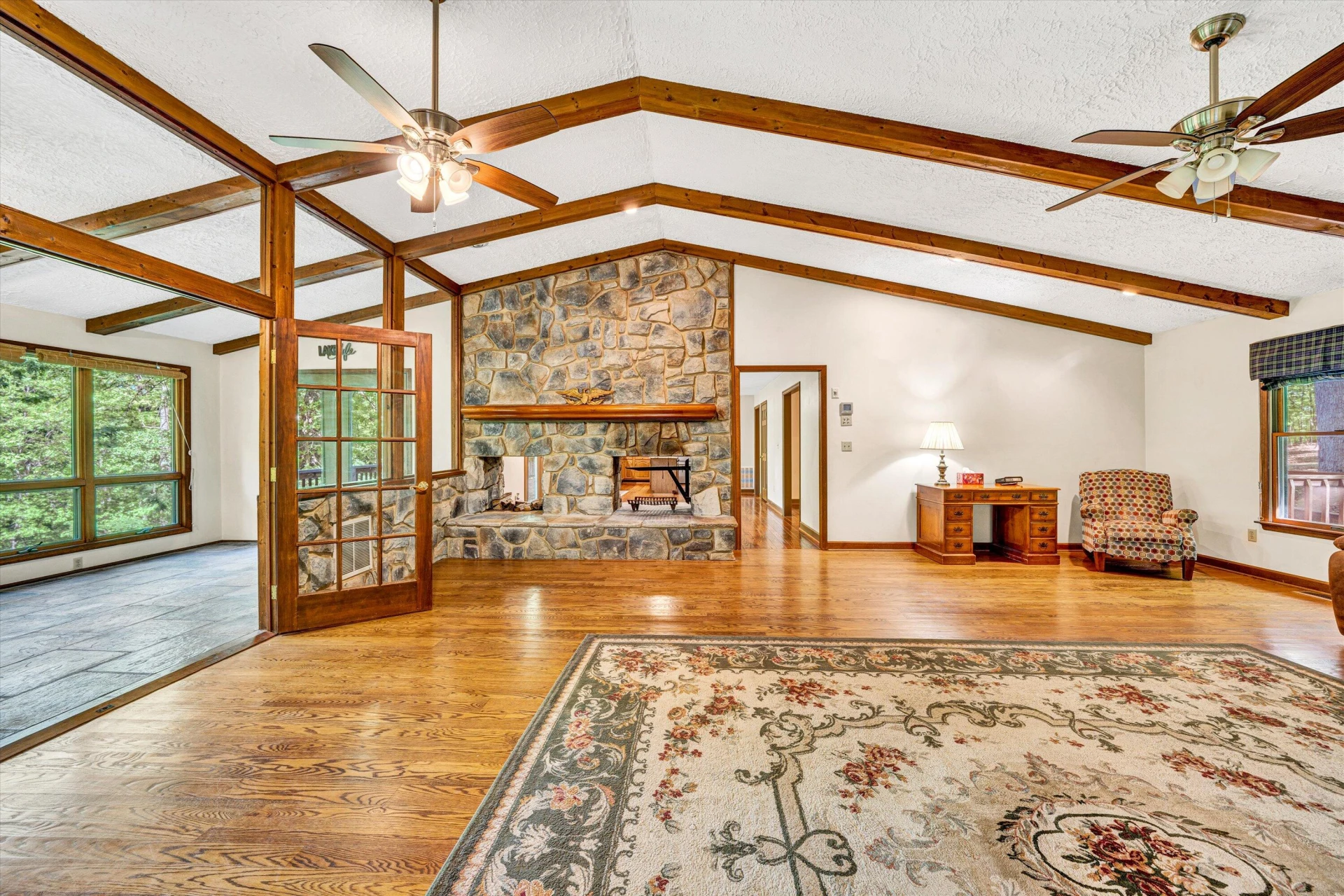 104 Hickory Lake LN - Photo 28