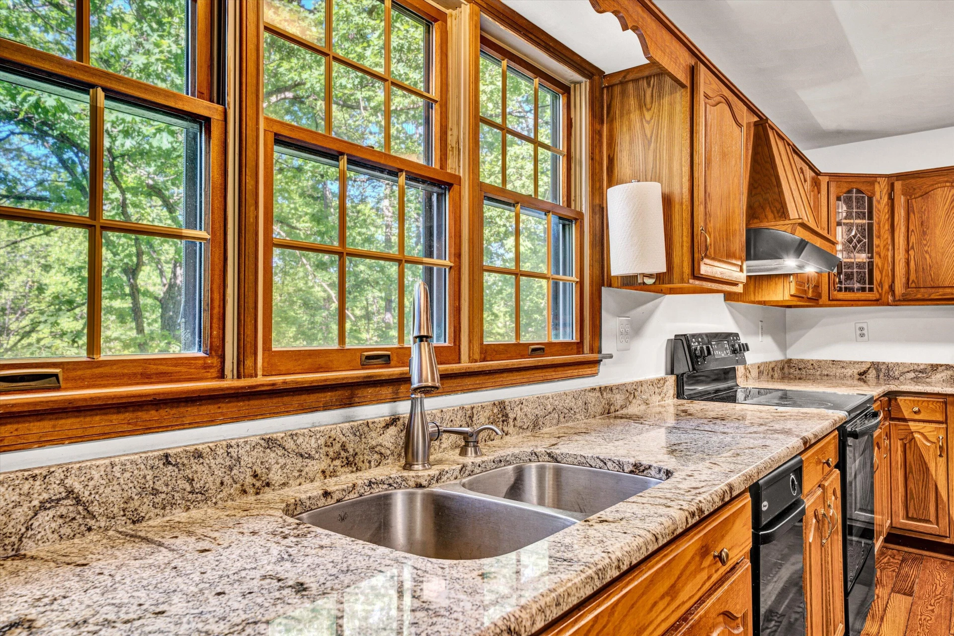 104 Hickory Lake LN - Photo 36