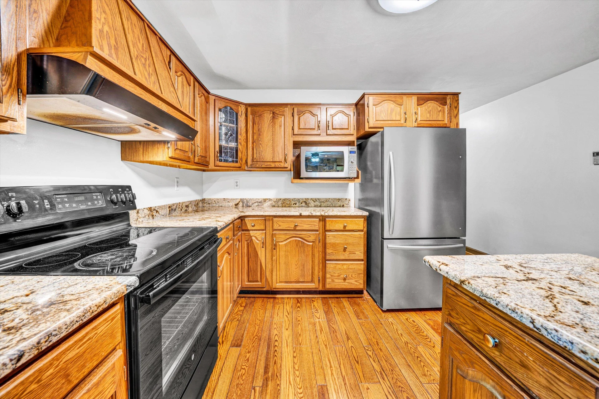 104 Hickory Lake LN - Photo 37