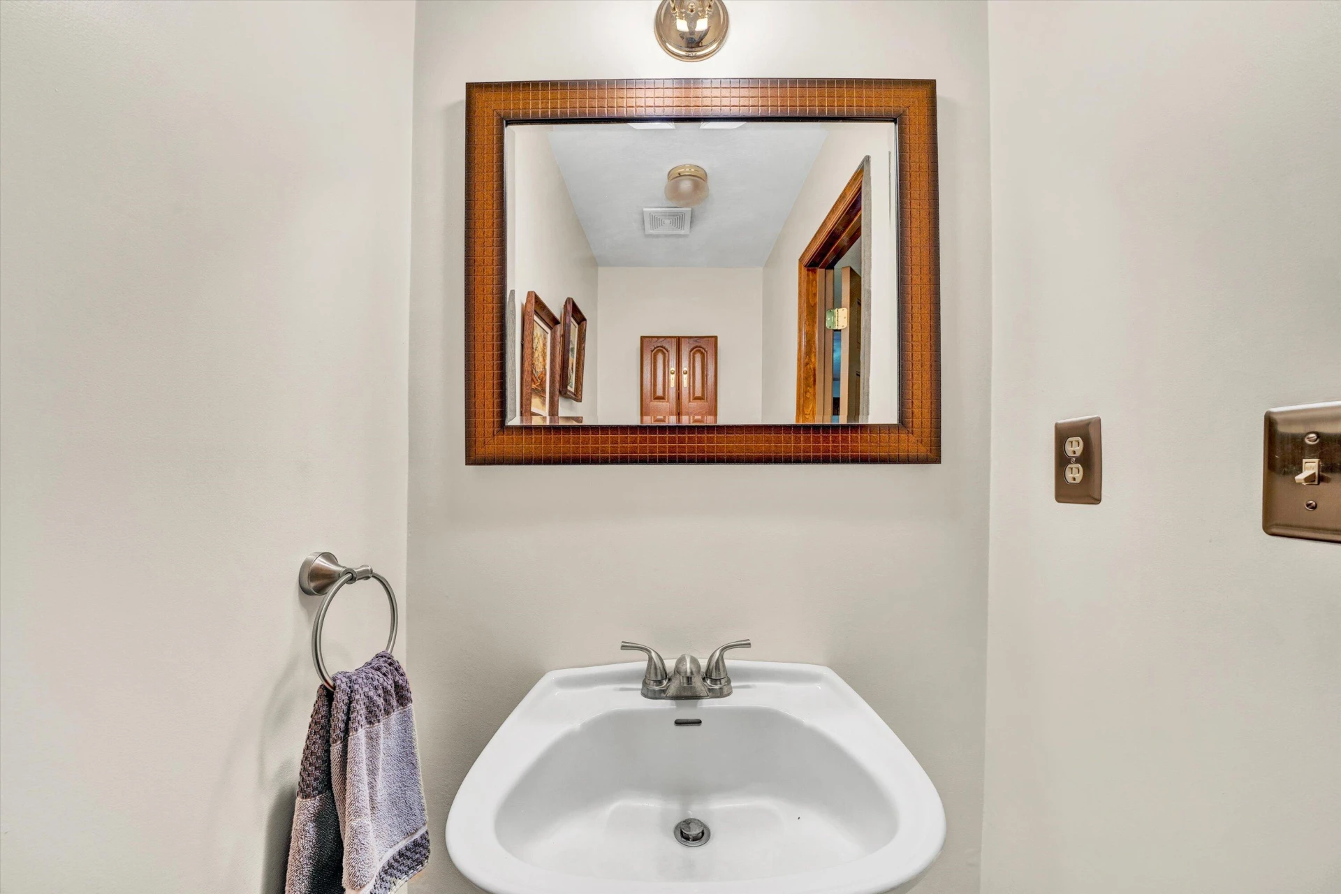 104 Hickory Lake LN - Photo 42