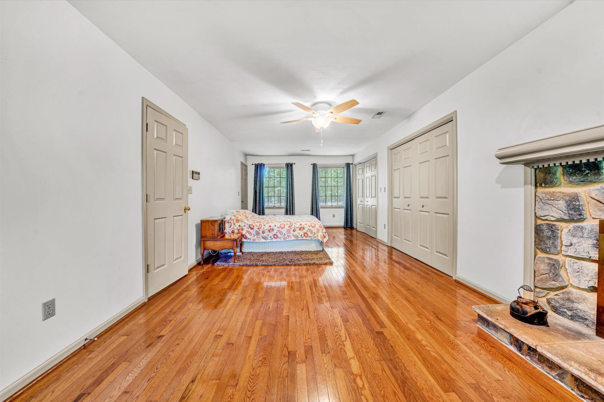 104 Hickory Lake LN - Photo 44