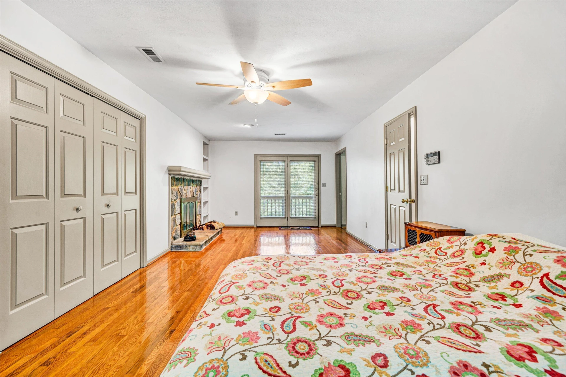 104 Hickory Lake LN - Photo 48