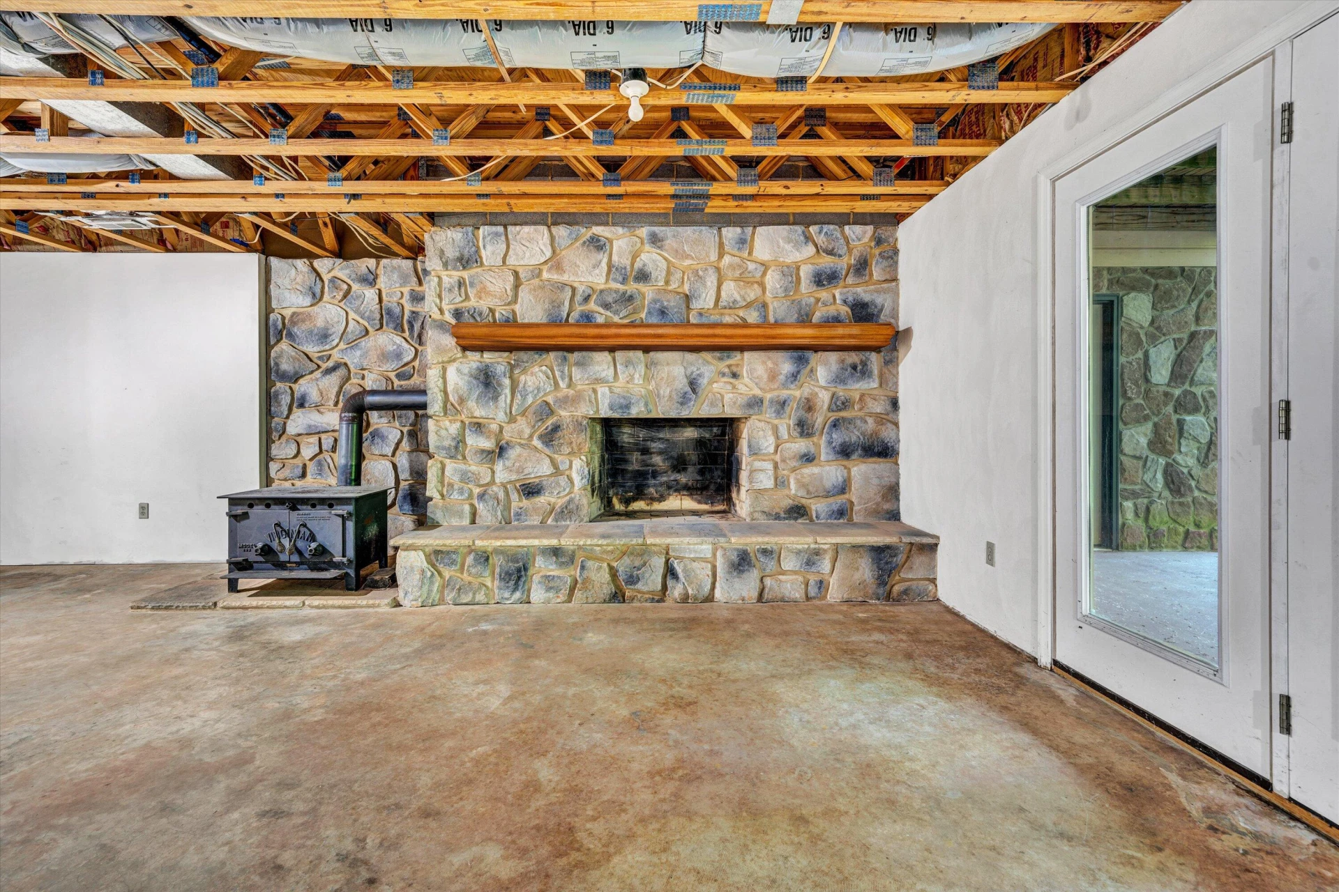 104 Hickory Lake LN - Photo 56