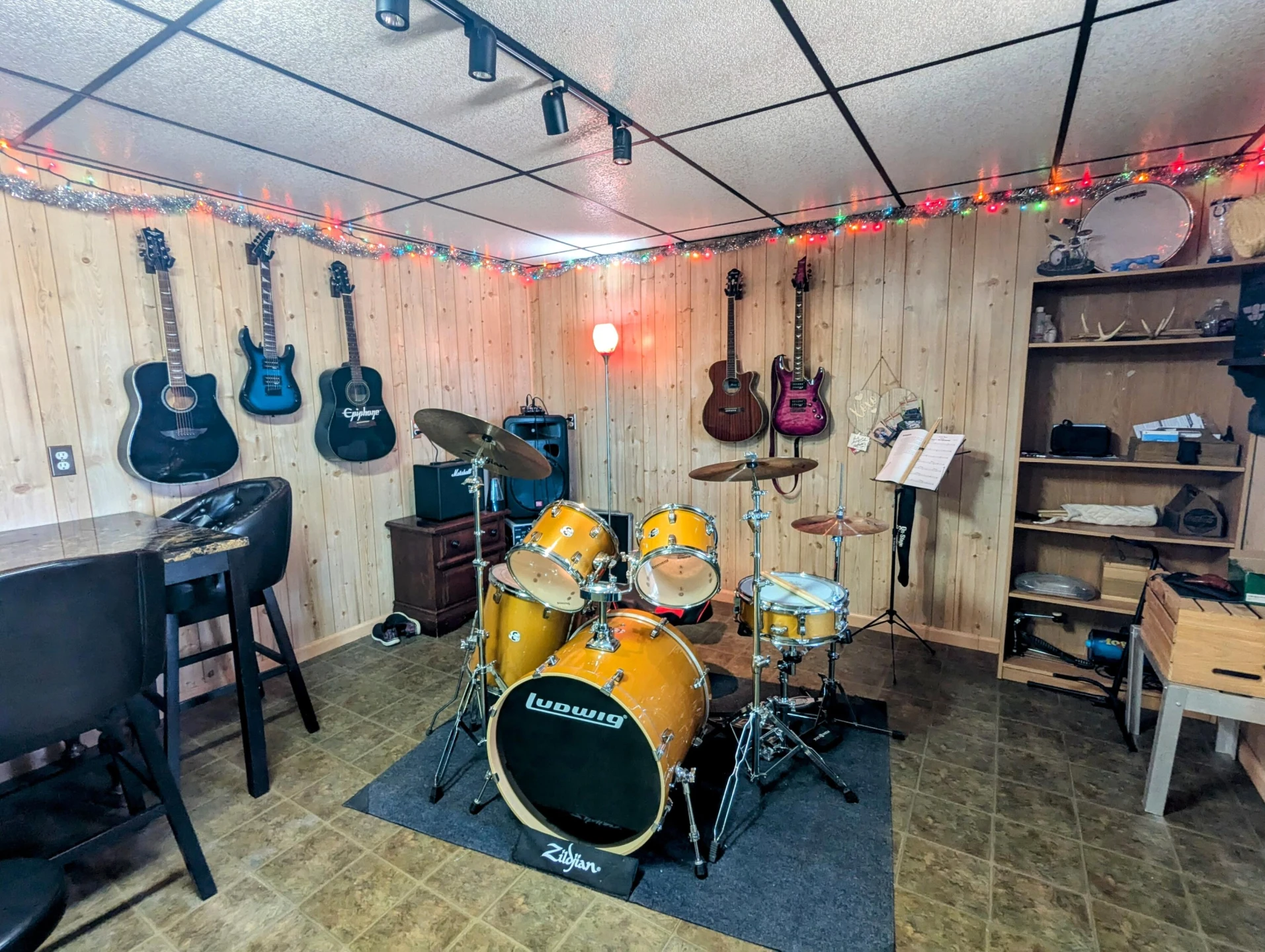 1061 Nursery RD - Photo 19