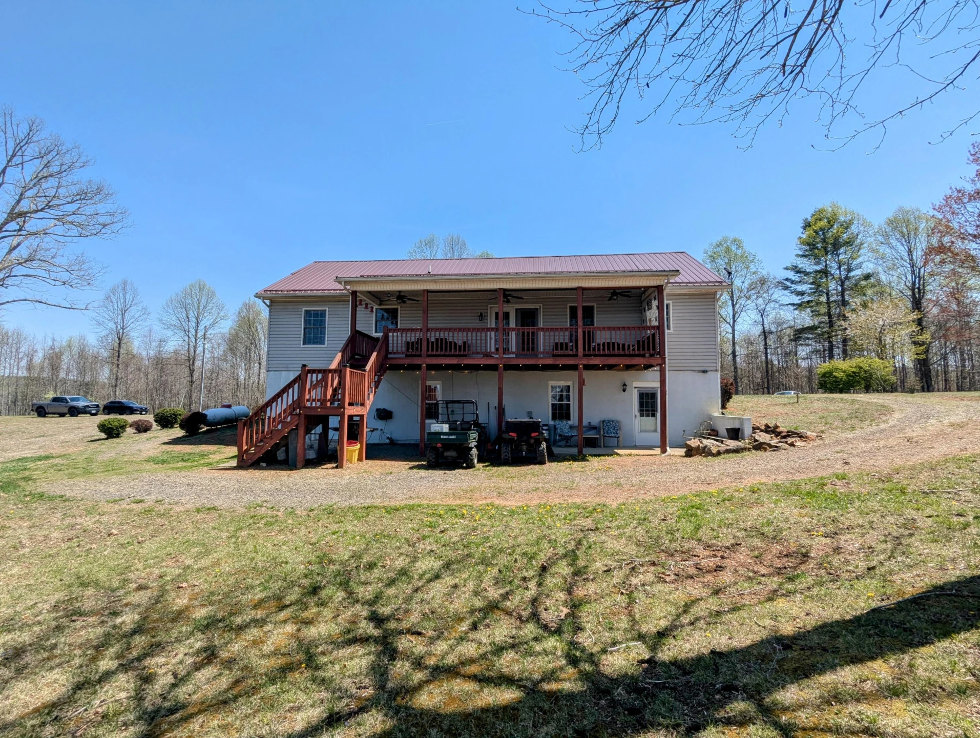 1061 Nursery RD - Photo 2