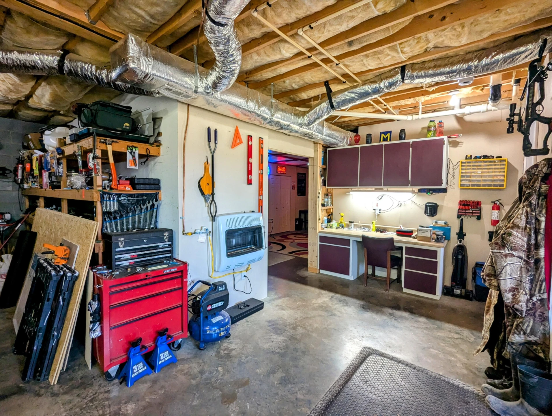 1061 Nursery RD - Photo 27